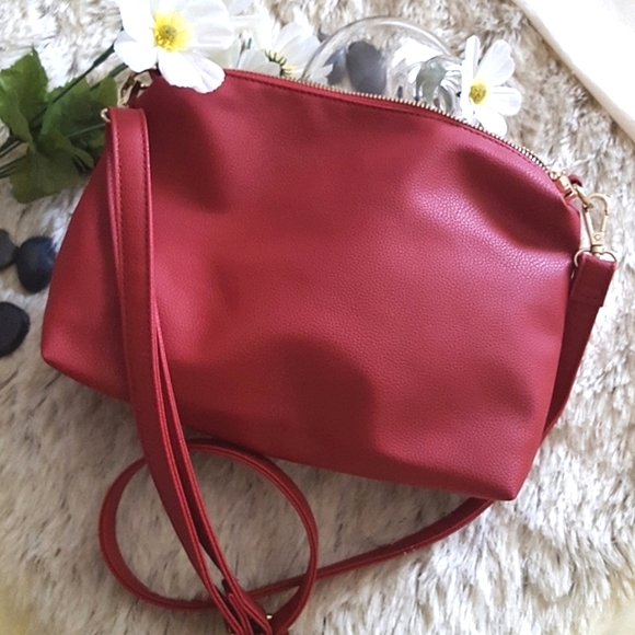 bebe❤Red Leather Crossbody  Bag - Picture 3 of 5